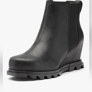 Sorel Women's Joan of Arctic Chelsea Boot — Waterproof Leather Wedge